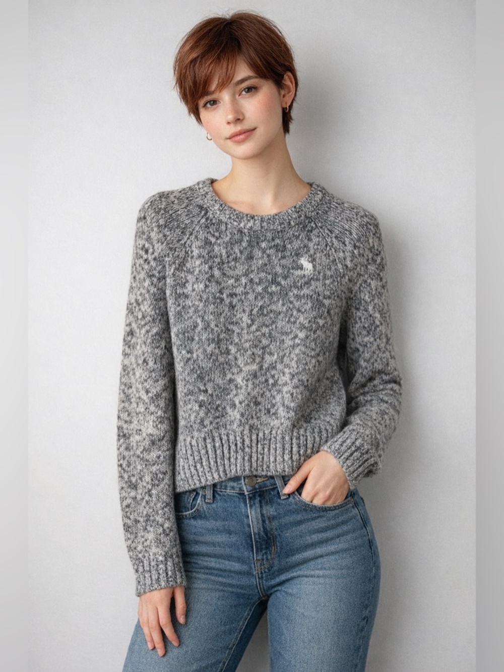 Abercrombie & Fitch Gray Speckled Crewneck Sweater